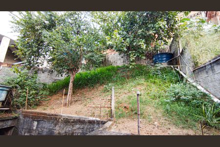 Casa à venda com 205m², 2 quartos e 1 vagaQuintal