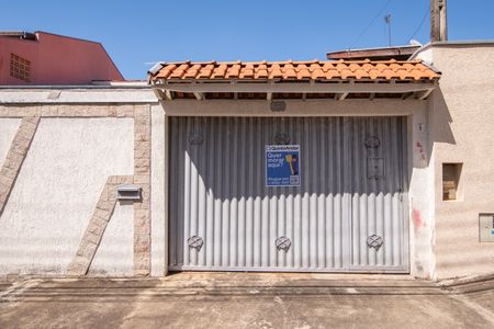 Casa para alugar com 130m², 3 quartos e 2 vagasPlaquinha