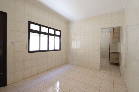 Casa à venda com 205m², 3 quartos e 2 vagasCopa