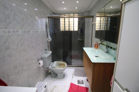 Casa à venda com 171m², 2 quartos e sem vagaBanheiro 2