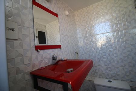 Casa à venda com 171m², 2 quartos e sem vagaBanheiro de serviço