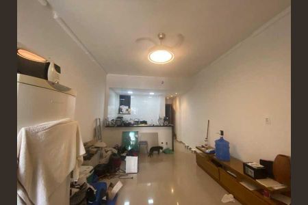 Apartamento à venda com 32m², 1 quarto e sem vaga