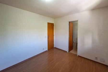 Apartamento para alugar com 80m², 2 quartos e 1 vagaSuíte