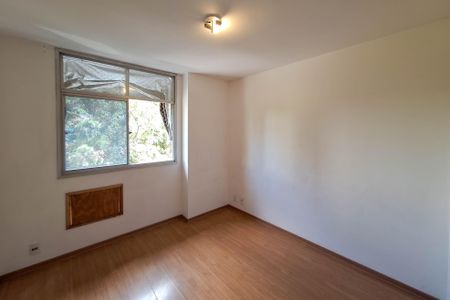 Apartamento para alugar com 80m², 2 quartos e 1 vagaQuarto 