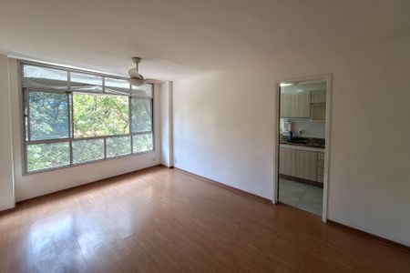 Apartamento para alugar com 80m², 2 quartos e 1 vagaSala