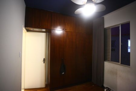 Apartamento à venda com 92m², 2 quartos e 2 vagasSuíte 