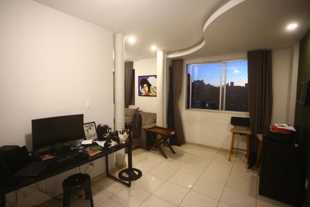 Apartamento à venda com 92m², 2 quartos e 2 vagasSala