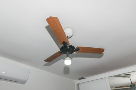 Apartamento à venda com 94m², 3 quartos e 2 vagasQuarto 3