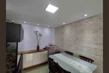 Apartamento à venda com 67m², 2 quartos e 1 vaga Apartamento à venda com 67m², 2 quartos e 1 vagaSala