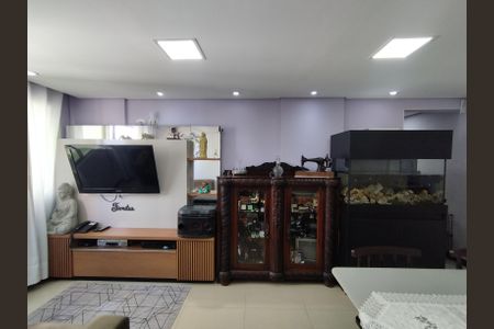 Apartamento à venda com 67m², 2 quartos e 1 vaga Apartamento à venda com 67m², 2 quartos e 1 vagaSala