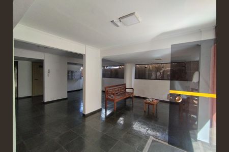 Apartamento à venda com 67m², 2 quartos e 1 vaga Apartamento à venda com 67m², 2 quartos e 1 vagaÁrea comum - Hall de entrada