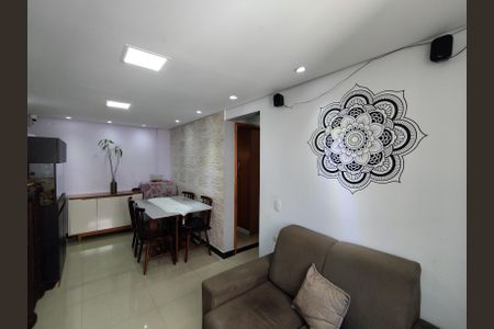 Apartamento à venda com 67m², 2 quartos e 1 vaga Apartamento à venda com 67m², 2 quartos e 1 vagaSala