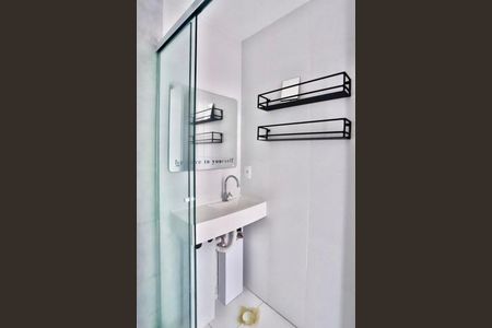 Apartamento para alugar com 28m², 1 quarto e sem vaga Apartamento para alugar com 28m², 1 quarto e sem vagaBanheiro