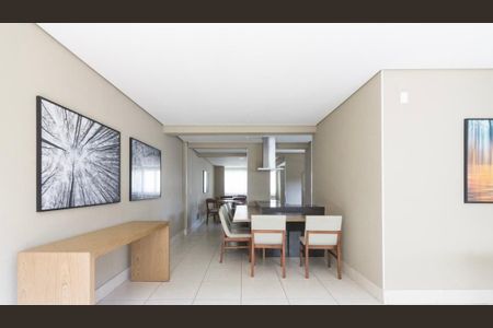 Apartamento para alugar com 50m², 2 quartos e 1 vaga Apartamento para alugar com 50m², 2 quartos e 1 vagaÁrea comum - Salão de festas