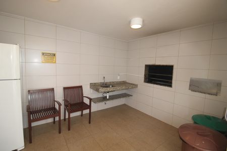 Apartamento para alugar com 50m², 2 quartos e 1 vagaÁrea comum - Churrasqueira