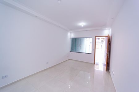 Casa à venda com 109m², 3 quartos e 2 vagas Casa à venda com 109m², 3 quartos e 2 vagasSala