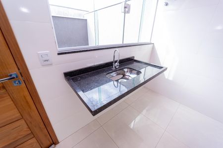 Casa à venda com 109m², 3 quartos e 2 vagas Casa à venda com 109m², 3 quartos e 2 vagasCozinha