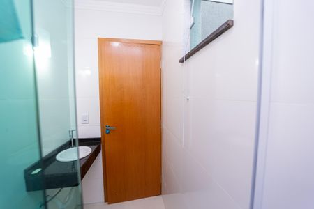 Casa à venda com 109m², 3 quartos e 2 vagas Casa à venda com 109m², 3 quartos e 2 vagasBanheiro