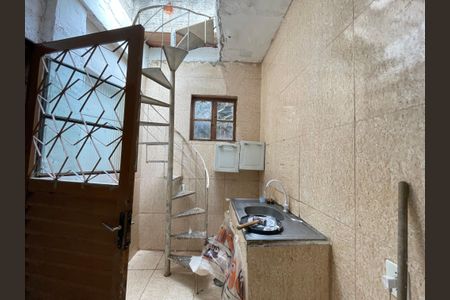 Casa à venda com 35m², 1 quarto e 1 vaga