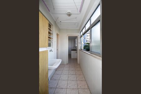 Apartamento à venda com 76m², 3 quartos e 1 vaga Apartamento à venda com 76m², 3 quartos e 1 vagaÁrea de Serviço