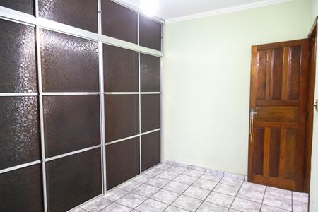 Casa à venda com 80m², 2 quartos e 1 vaga Casa à venda com 80m², 2 quartos e 1 vagaQuarto 1