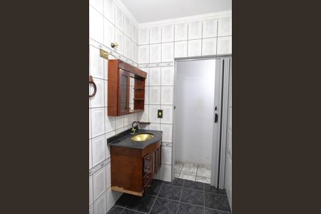 Casa à venda com 80m², 2 quartos e 1 vaga Casa à venda com 80m², 2 quartos e 1 vagaBanheiro