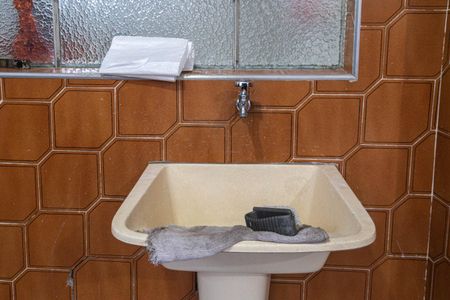 Casa à venda com 80m², 2 quartos e 1 vaga Casa à venda com 80m², 2 quartos e 1 vagaÁrea de Serviço