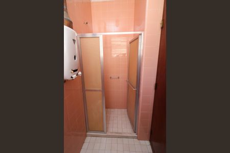 Casa à venda com 500m², 4 quartos e 4 vagasBanheiro 1