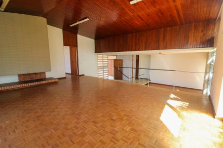 Casa à venda com 500m², 4 quartos e 4 vagasSala 1