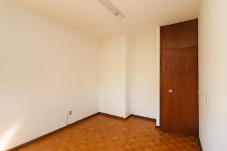 Casa à venda com 500m², 4 quartos e 4 vagasQuarto 2