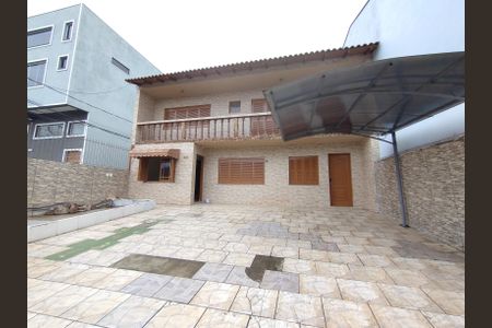Casa à venda com 188m², 5 quartos e 3 vagas Casa à venda com 188m², 5 quartos e 3 vagasFachada
