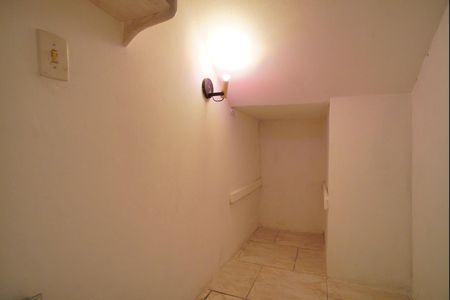 Casa à venda com 188m², 5 quartos e 3 vagasDepósito