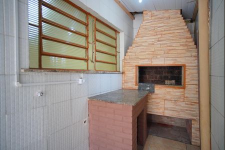Casa à venda com 188m², 5 quartos e 3 vagasÁrea - Churrasqueira