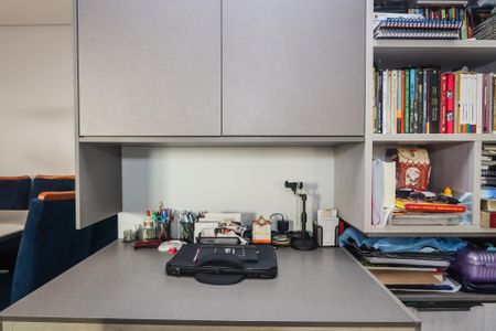 Apartamento à venda com 73m², 2 quartos e 1 vagaEscritório