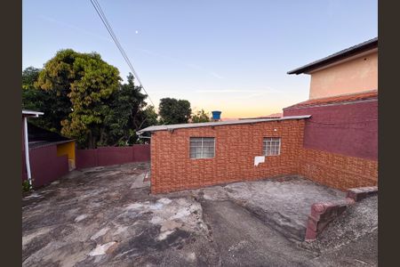 Casa para alugar com 53m², 1 quarto e sem vagaFachada