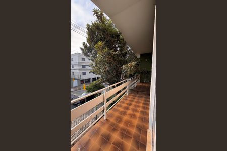 Casa à venda com 252m², 3 quartos e 4 vagasSacada