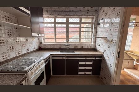 Casa à venda com 252m², 3 quartos e 4 vagasCozinha