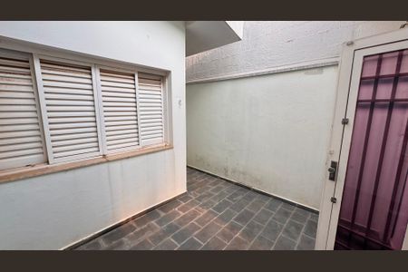 Casa à venda com 252m², 3 quartos e 4 vagasÁrea externa