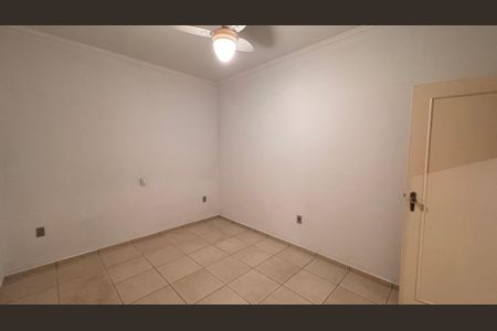 Casa à venda com 252m², 3 quartos e 4 vagasQuarto 2