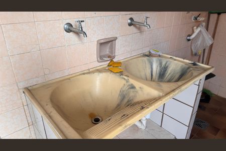 Casa à venda com 252m², 3 quartos e 4 vagasÁrea de Serviço