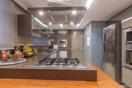 Apartamento à venda com 167m², 4 quartos e 4 vagasCozinha