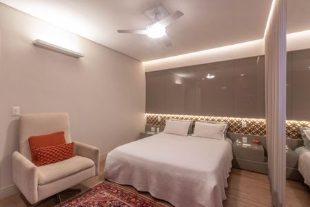 Apartamento à venda com 167m², 4 quartos e 4 vagasSuíte 4