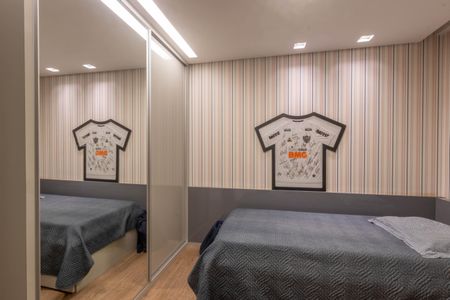 Apartamento à venda com 167m², 4 quartos e 4 vagasSuíte 2