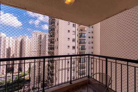 Apartamento para alugar com 68m², 2 quartos e 1 vagaVaranda
