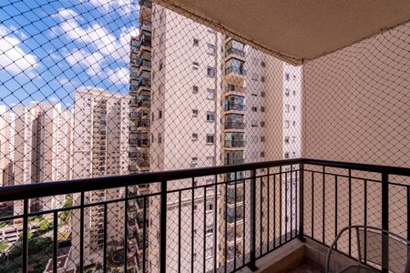 Apartamento para alugar com 68m², 2 quartos e 1 vagaVaranda