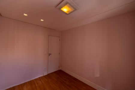 Apartamento para alugar com 68m², 2 quartos e 1 vagaQuarto 