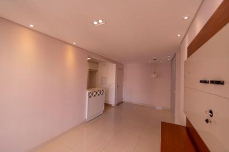 Apartamento para alugar com 68m², 2 quartos e 1 vagaSala