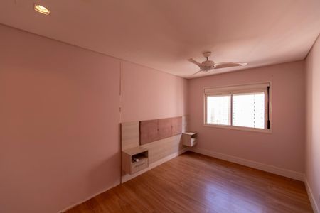Apartamento para alugar com 68m², 2 quartos e 1 vagaSuíte