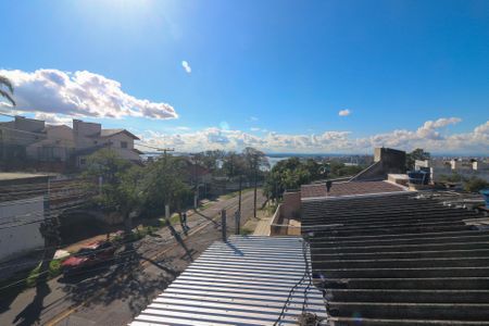 Casa à venda com 650m², 4 quartos e 7 vagas Casa à venda com 650m², 4 quartos e 7 vagasVista da Piscina