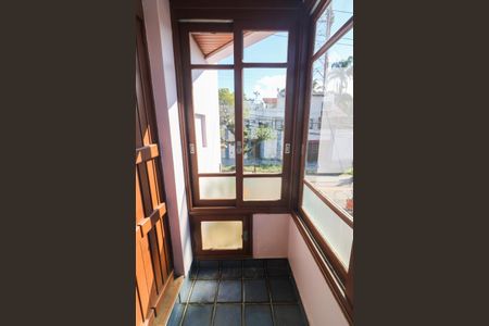 Casa à venda com 650m², 4 quartos e 7 vagas Casa à venda com 650m², 4 quartos e 7 vagasSacada da Suíte 1